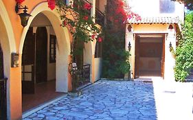 Annaliza Aparthotel